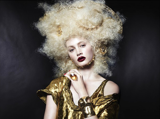 Hunger Games: Catching Fire Collection, CoverGirl Hunger Games: Catching Fire Collection, CoverGirl